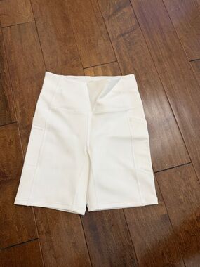 SOLID & STRIPED Cream High-Rise Ponte Bike Shorts